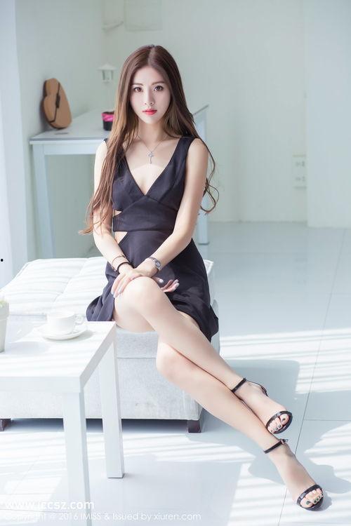 极品白领美女在线视频,揭秘职场精英的另一面