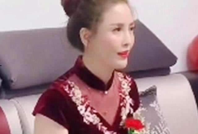 漂亮的老奶奶在线视频,跟随镜头，感受老奶奶的美丽瞬间